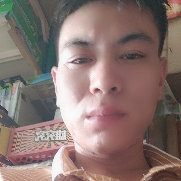 摩托浅吻火星上的照片