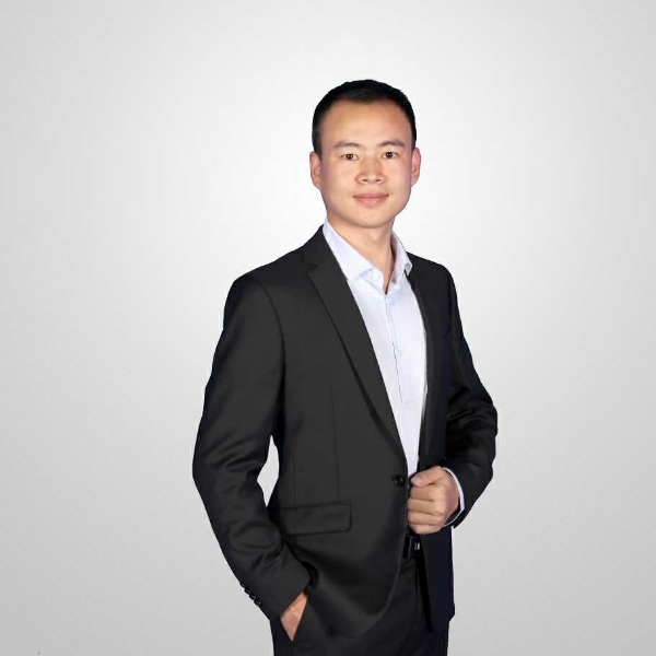 木马套中人的照片