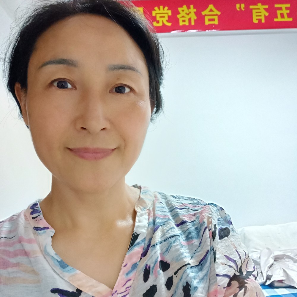 EOY的照片