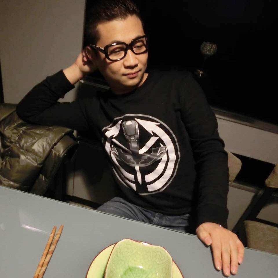 高兴扯青栀的照片