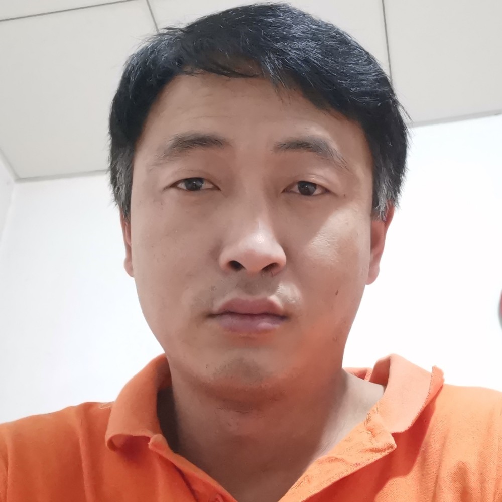 直率苦恋小懒猪的照片