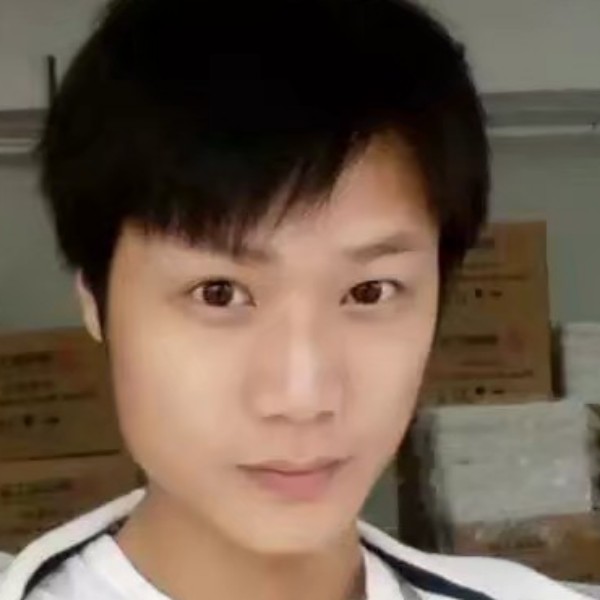 假装是老胡的照片
