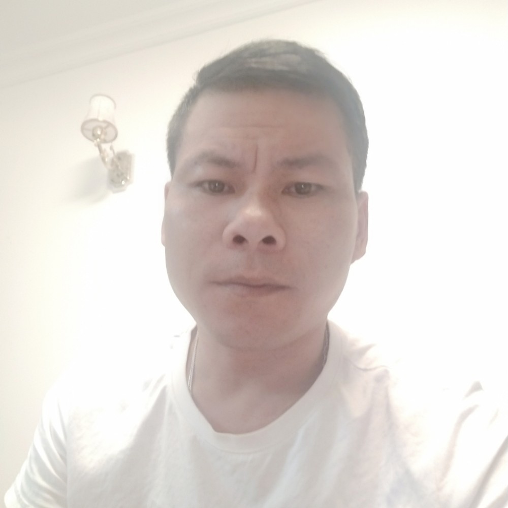 欣喜方石头的照片