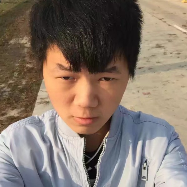 任性的臭弟弟的照片