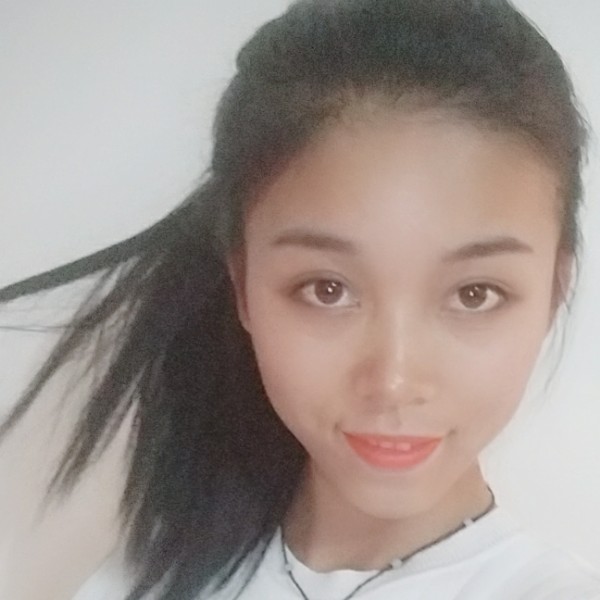 高跟鞋相许爱笑的照片