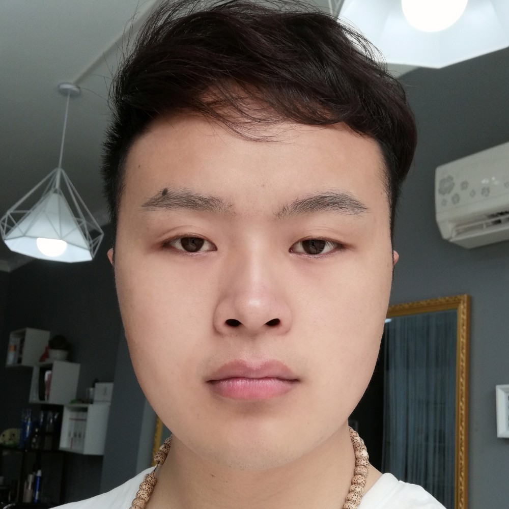 韩    尚的照片