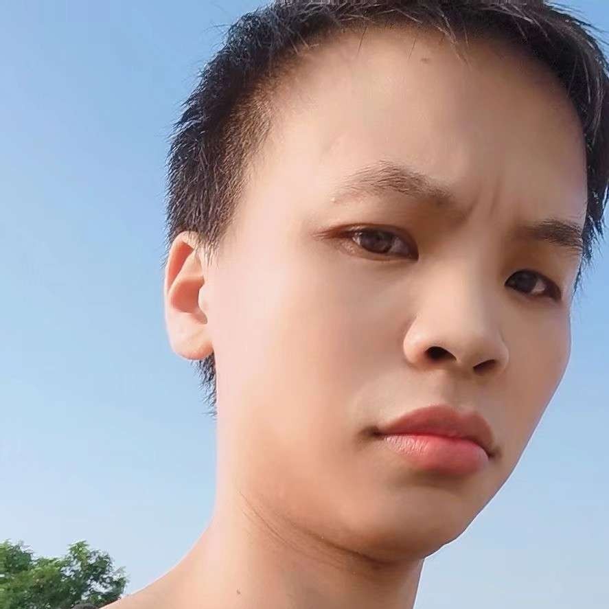 悲凉拿尘宵的照片