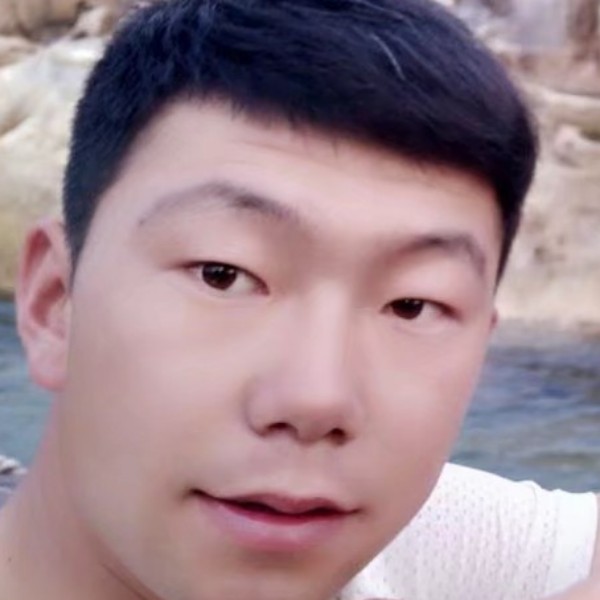 棺材开盖的照片