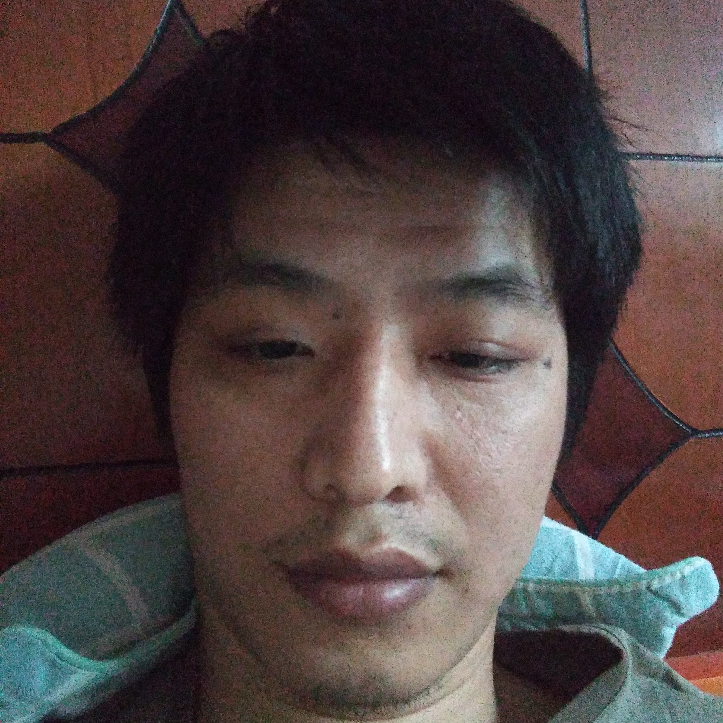 眼睛大说森槿的照片