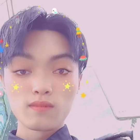 小罗心的照片