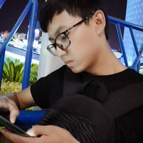秋月厸的照片