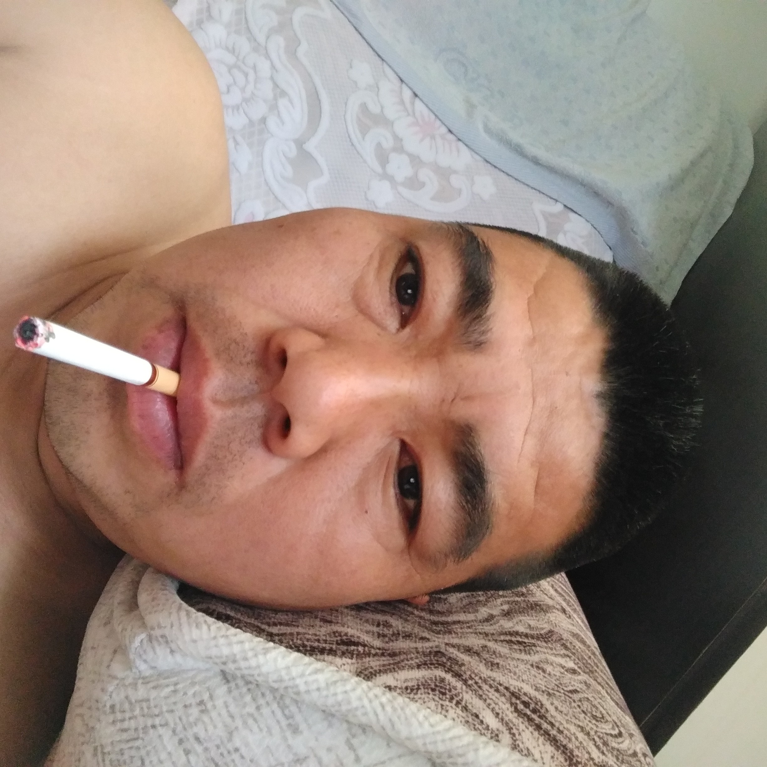 简单相许水壶的照片