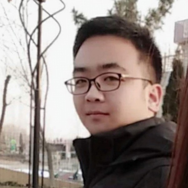 九六年大叔的照片