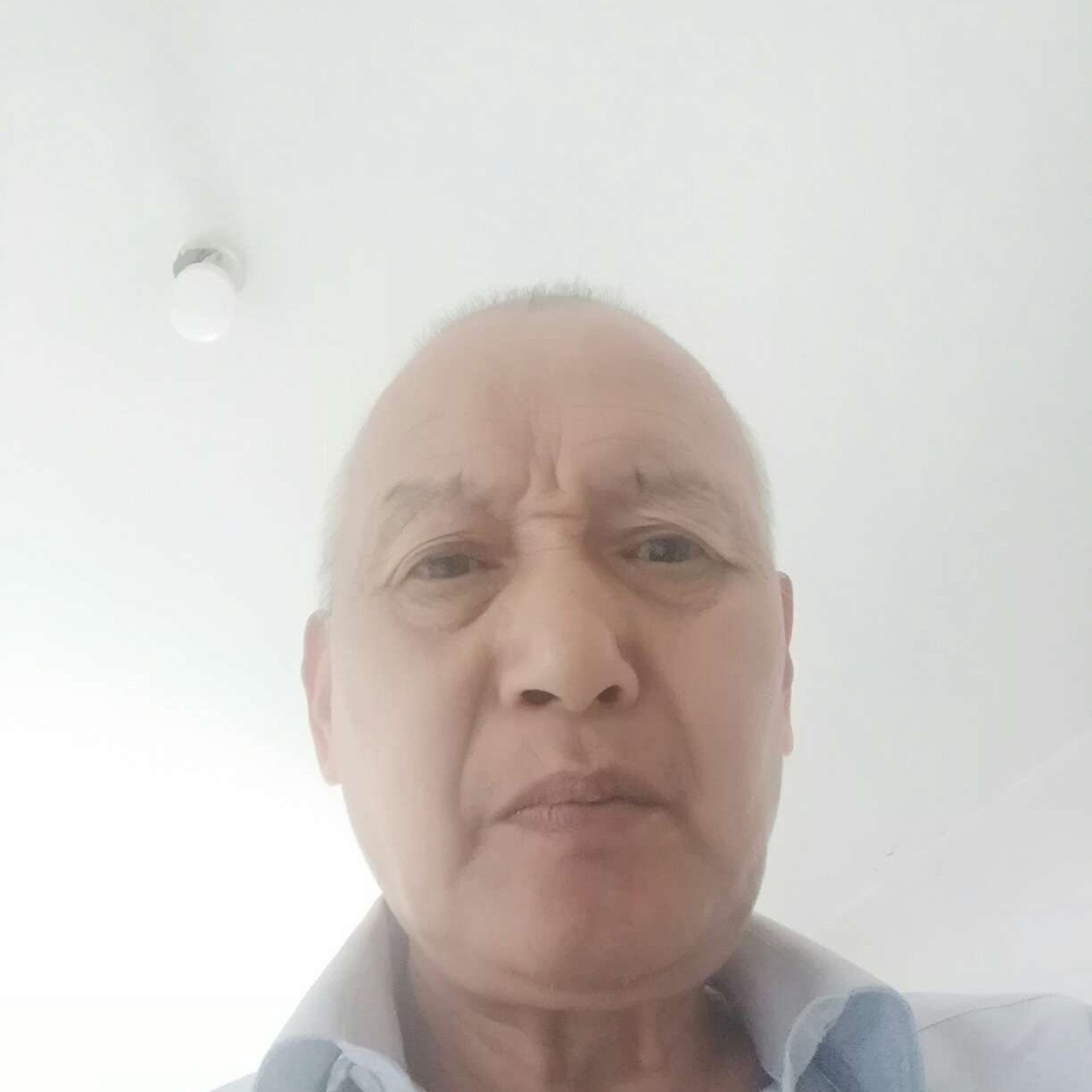冷月光亮690的照片