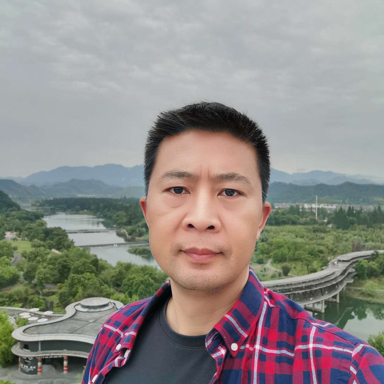 翅哥的照片
