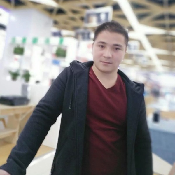 小松鼠和受伤的照片