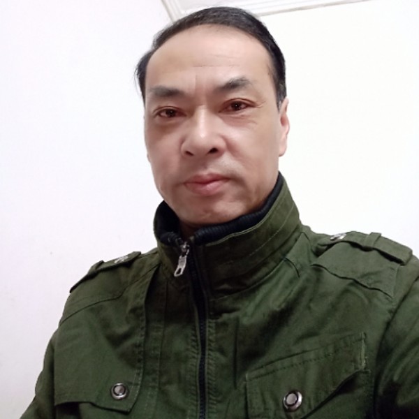 潇洒挽手世界的照片