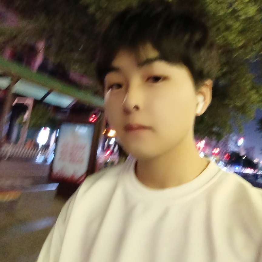伍伍柒的照片