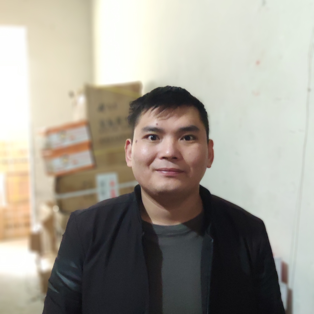 再见只是陌生人12的照片