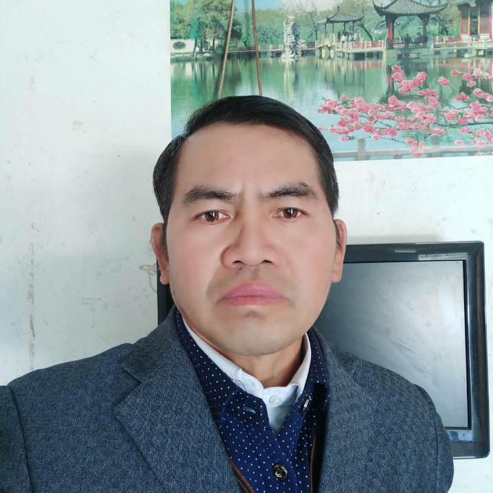 罗登平的照片