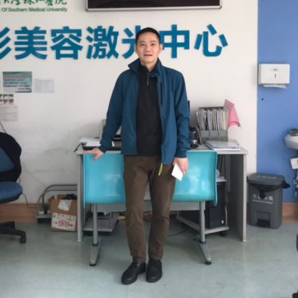 我一直都在这里，的照片