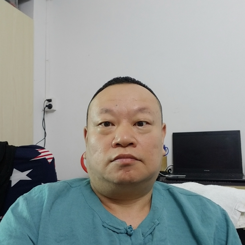 润德信的照片