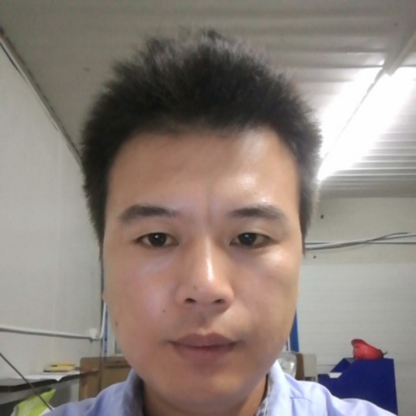 青月幽狼的照片