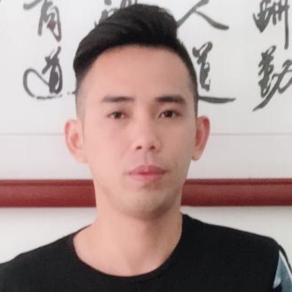 文艺浅吻情动的照片