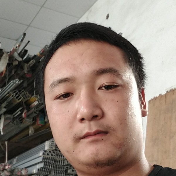 人生向威武的照片