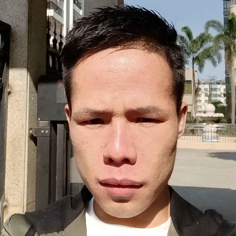 山水回首深情的照片