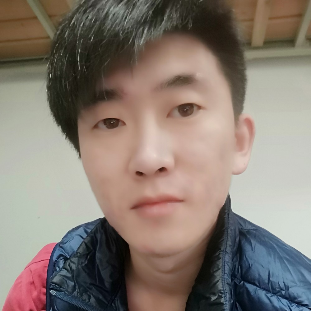 小绿灯的照片