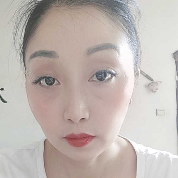 悲凉的黄蜂的照片
