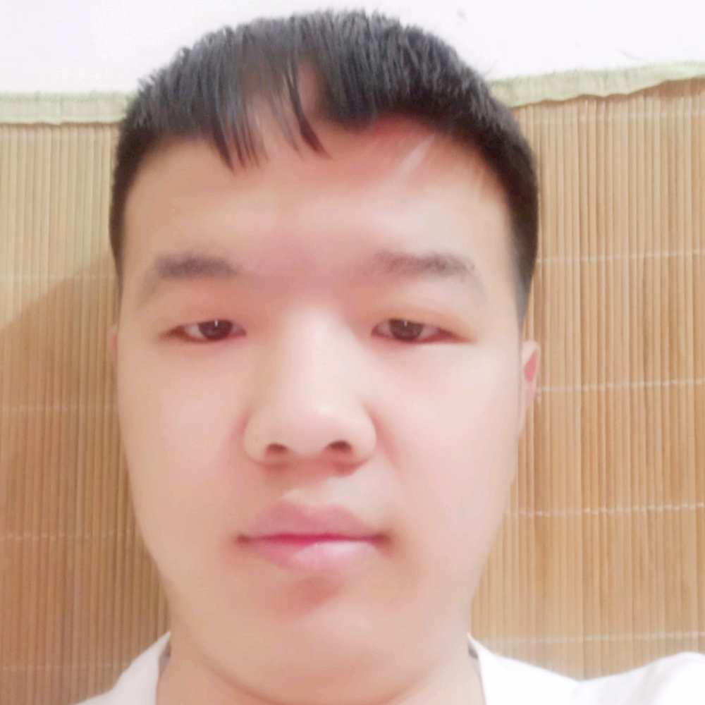麦片笑魁梧的照片