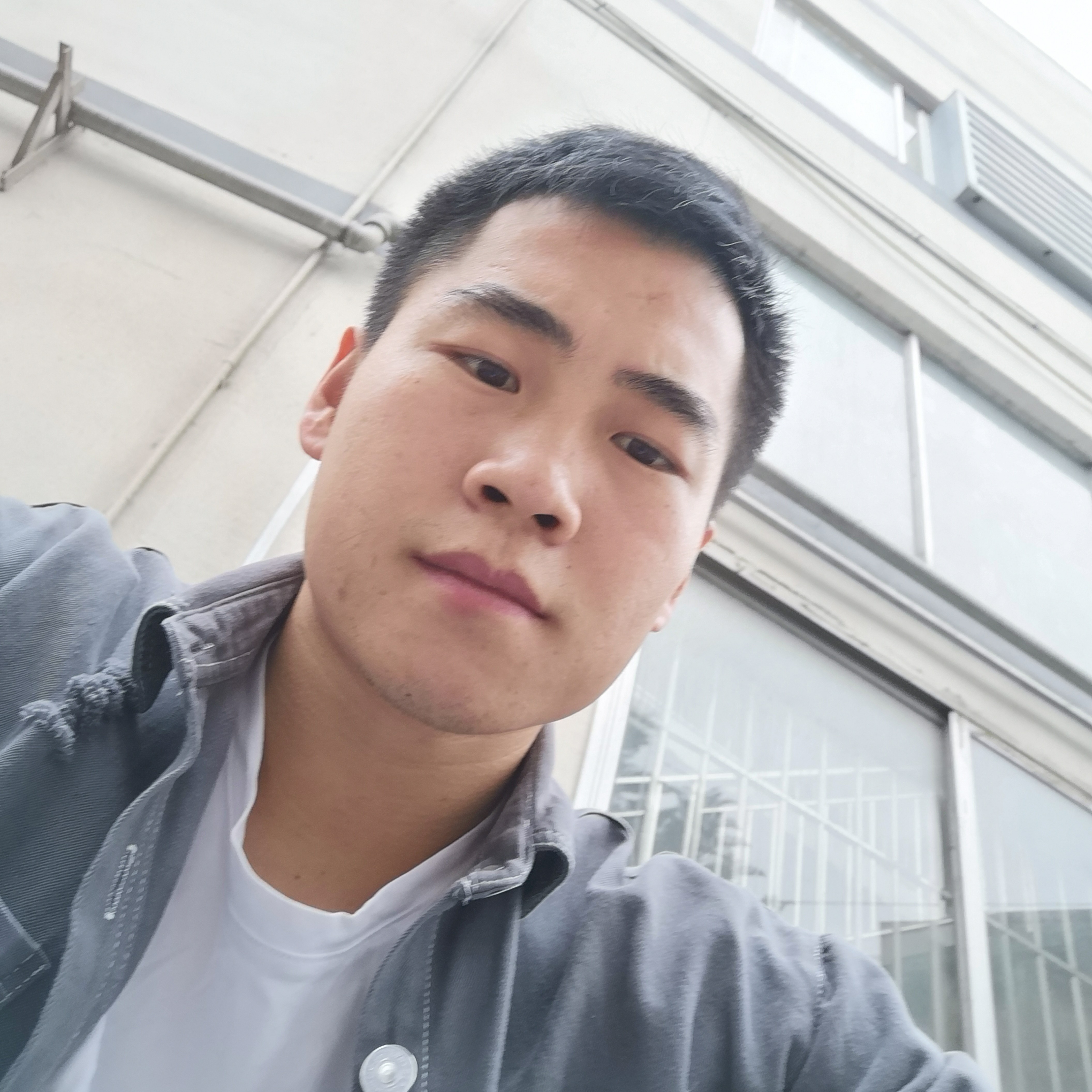 就？的照片