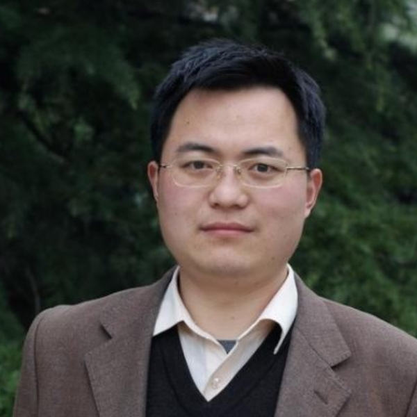 东方玉华的照片