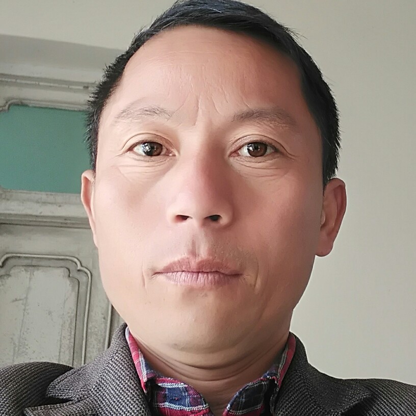 包学飞的照片