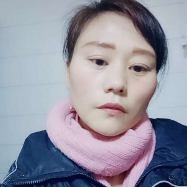 艺梦妮的照片