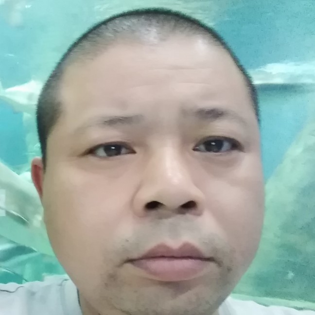 阳钦的照片