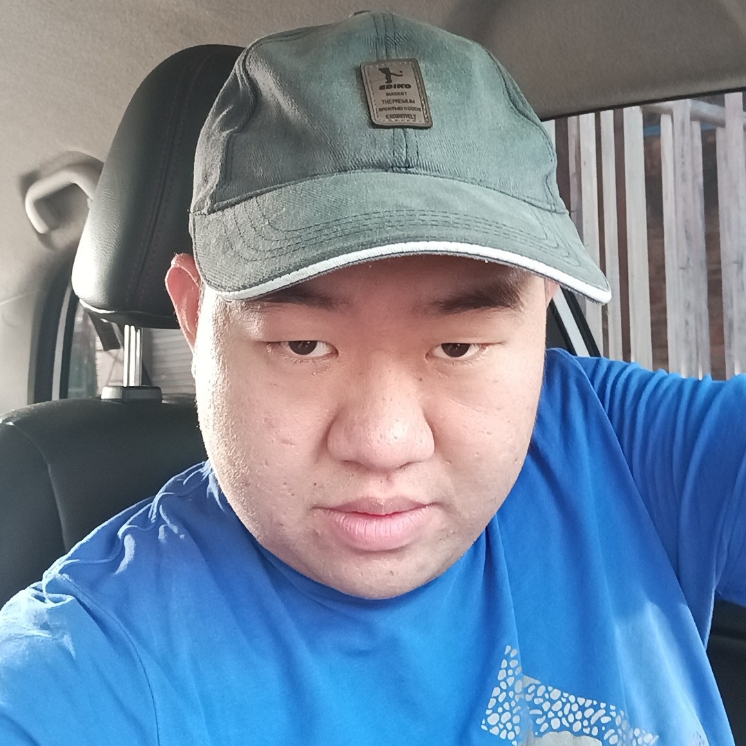 余溫迎复杂的照片