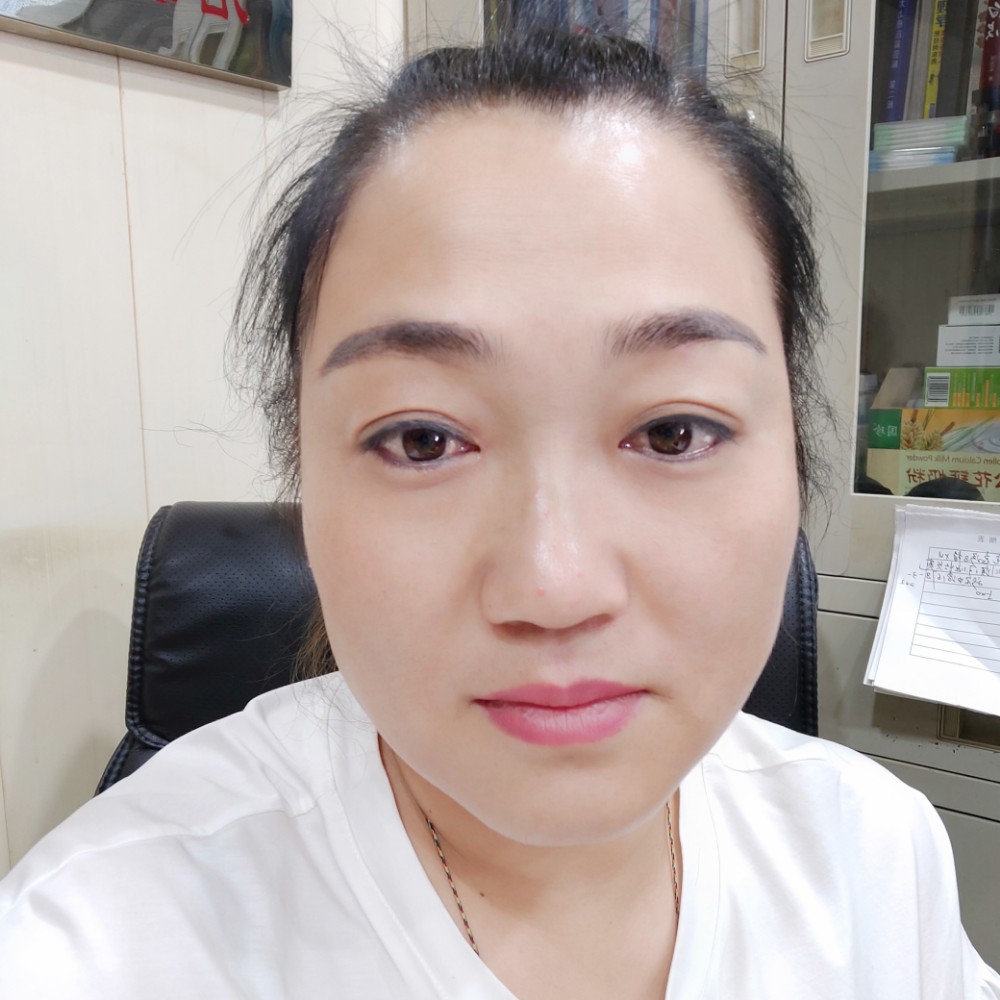 踏实漫步洛尘的照片