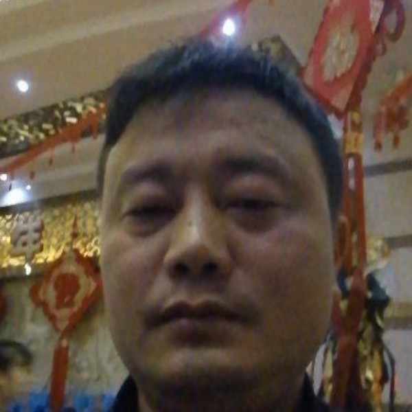 第一时间潇洒的照片