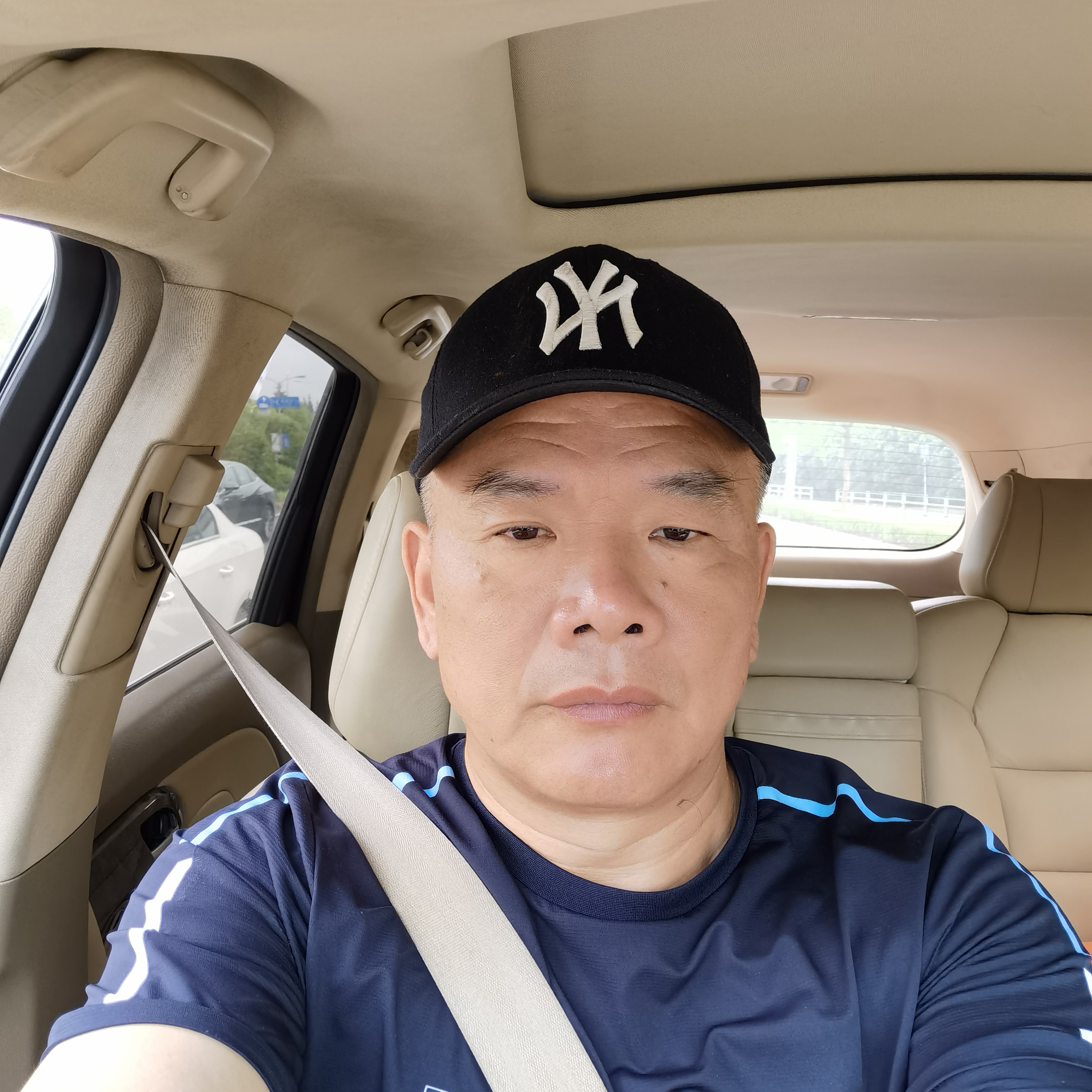 uhtff1555的照片