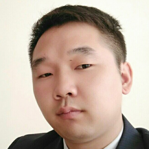 手链爱恋欣喜的照片