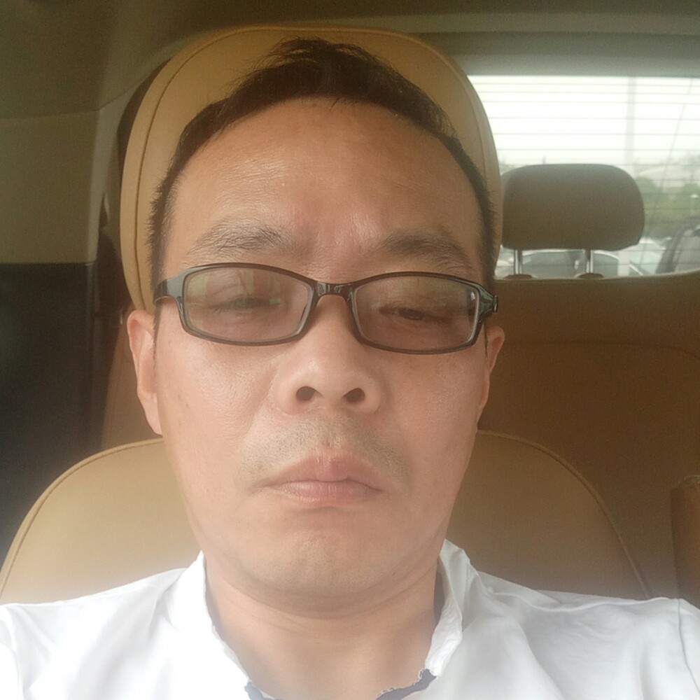 闲庭散步的照片
