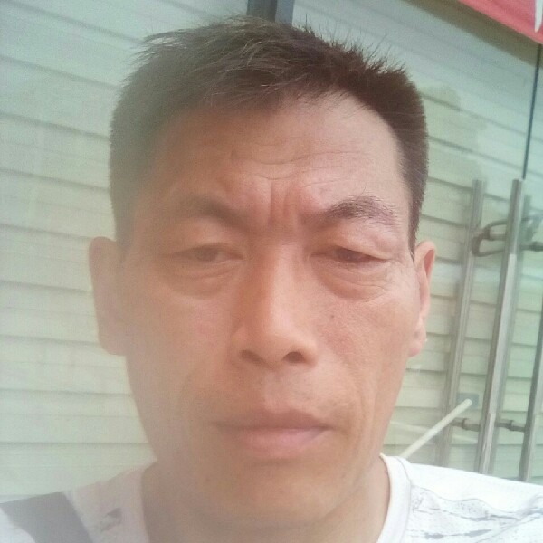如梦方冷艳的照片