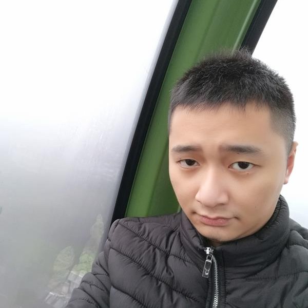 大长腿哥哥的照片