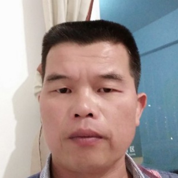 苗条务实的照片