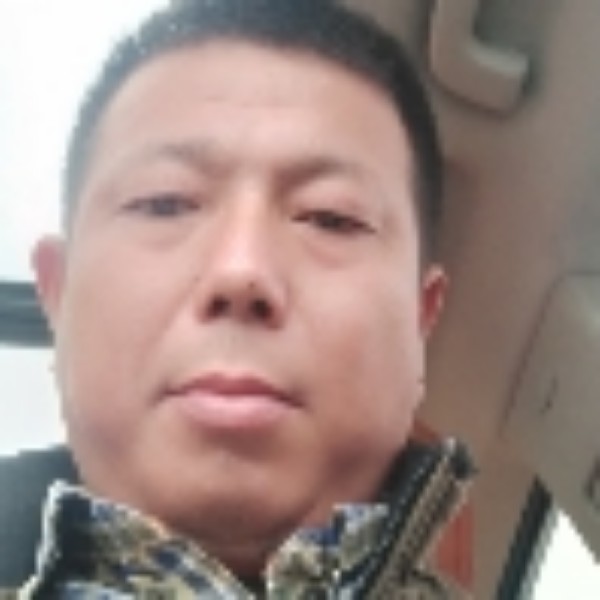星月深拥明媚的照片