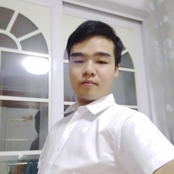 谢乙丙的照片