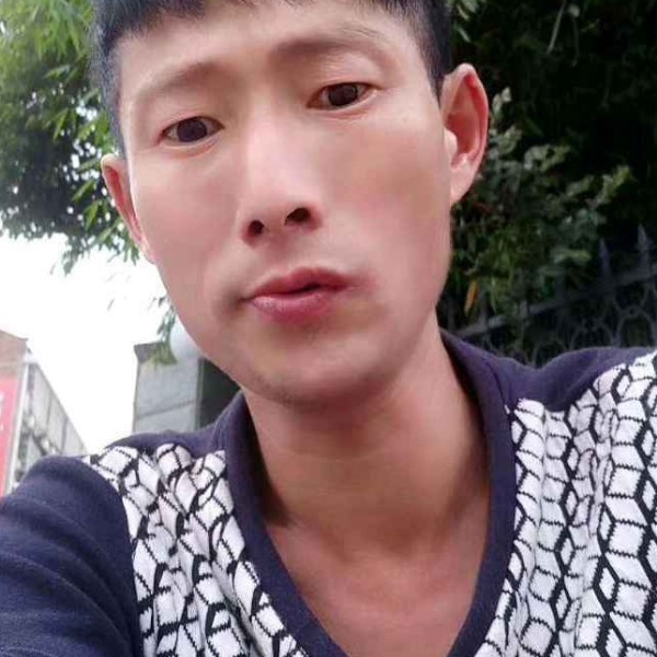 谌盛杨的照片